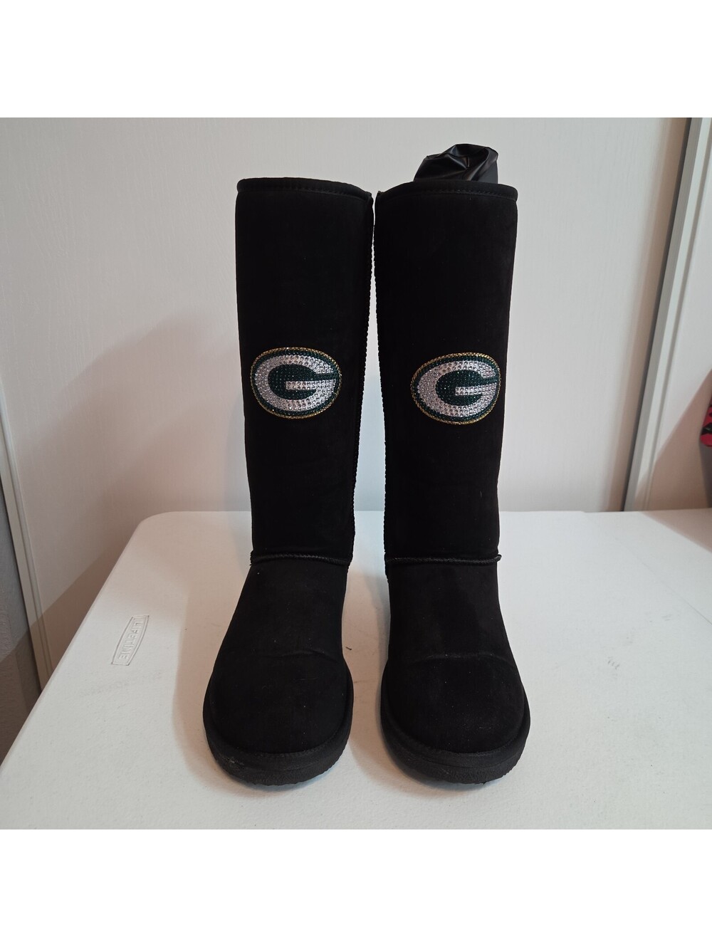 women's NFL faux suede knee high boots by Cuce shoes size 10